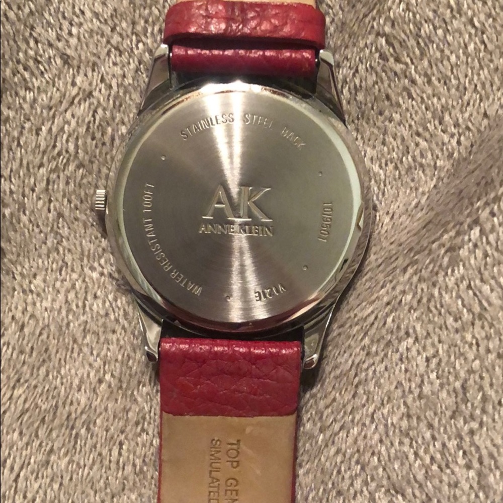 Watch - Picture 4 of 6
